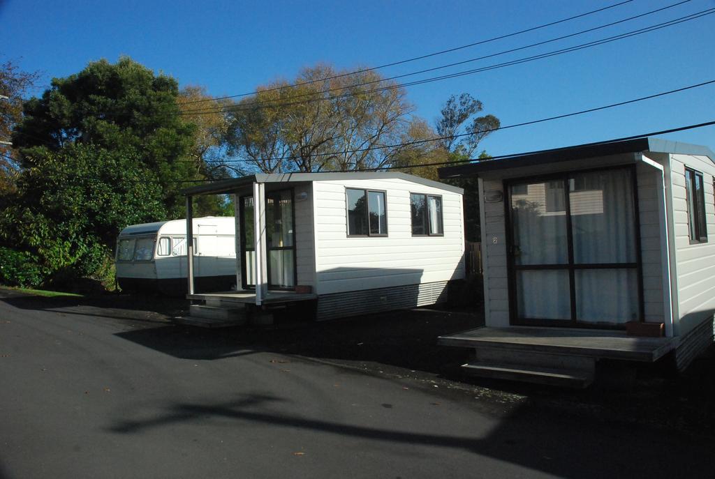 Avondale Motor Park Hotel Auckland Bagian luar foto